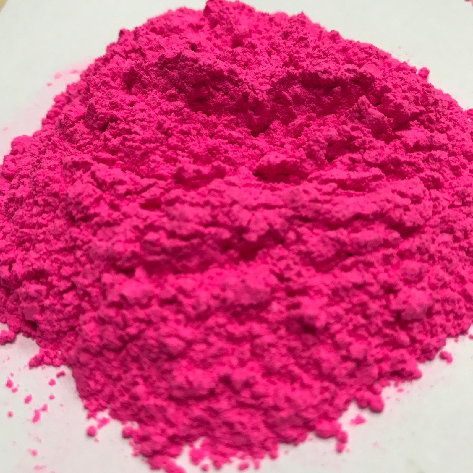 holi pink